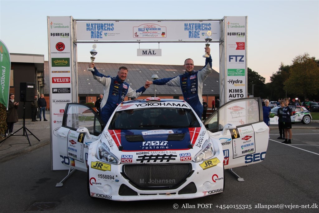 Martin Johansen og Dan Johannsen vinder generelt i Rally Naturens Rige 2021.